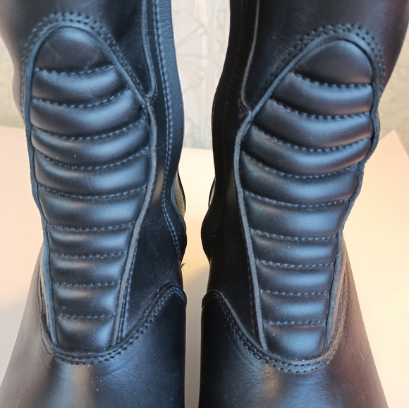 TCX Women's Motorcycle Waterproof Boots with Heels - Picture 4 of 10